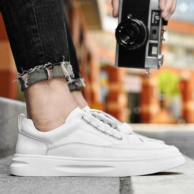 Genuine Cow Leather Soft Surface Spring and Autumn Fashion White Sneakers for Men